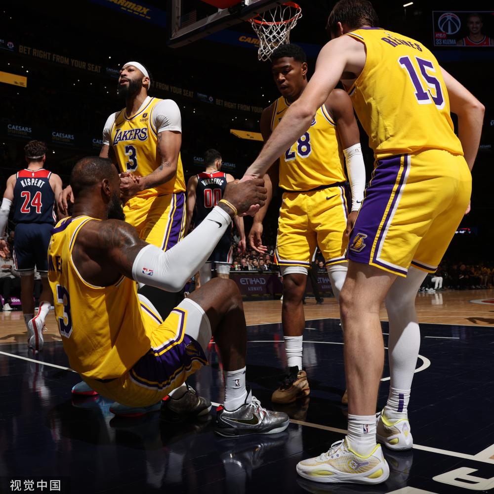 登贝莱在短 登贝莱在短