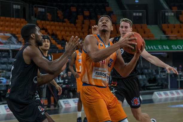 绝杀背后的 绝杀背后的